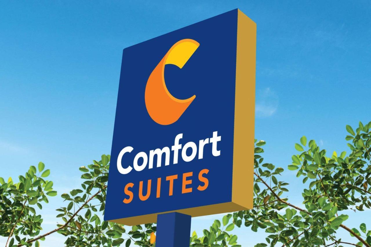 Comfort Suites Clovis Exterior photo