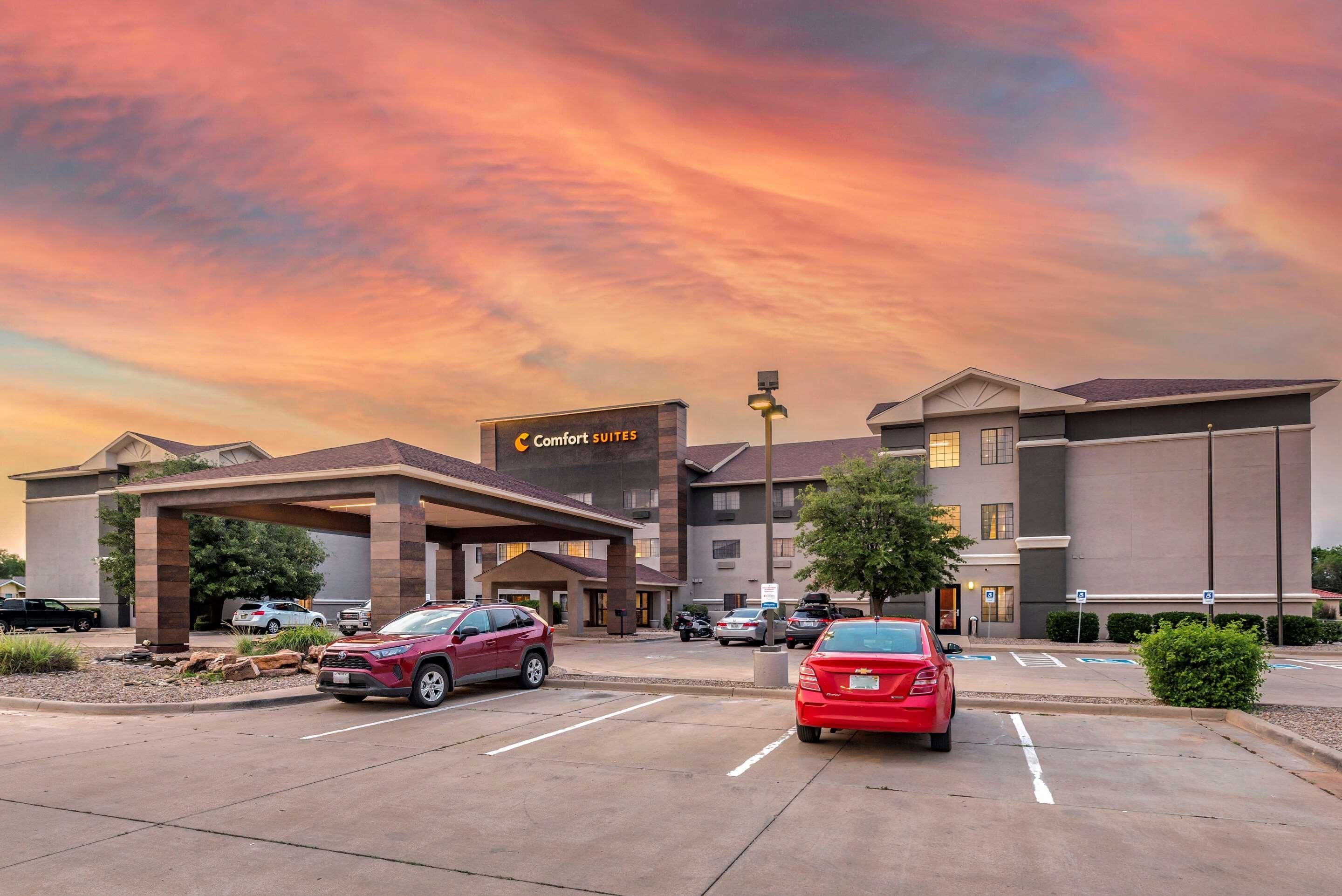 Comfort Suites Clovis Exterior photo